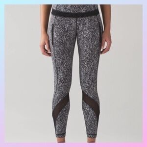 Lululemon Power Luxtreme Suited Jacquard Black & White